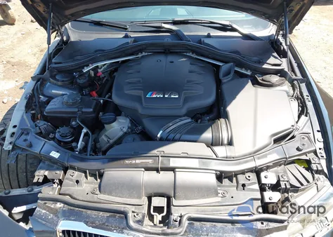 2011 BMW M3 из США, поврежденный, VIN WBSDX9C50BE585251